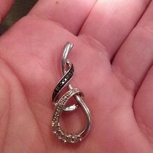 Kays necklace pendant black diamond